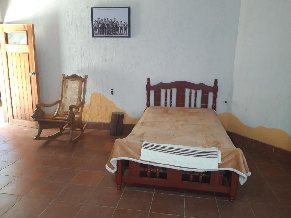 Hostal Checruz, Todos Santos Cuchumatan Уэуэтенанго Экстерьер фото